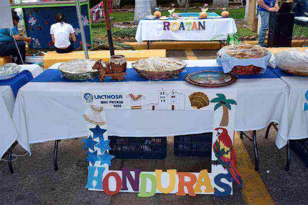 En Honduras el mes Patrio 2016 es celebrado por Lacthosa