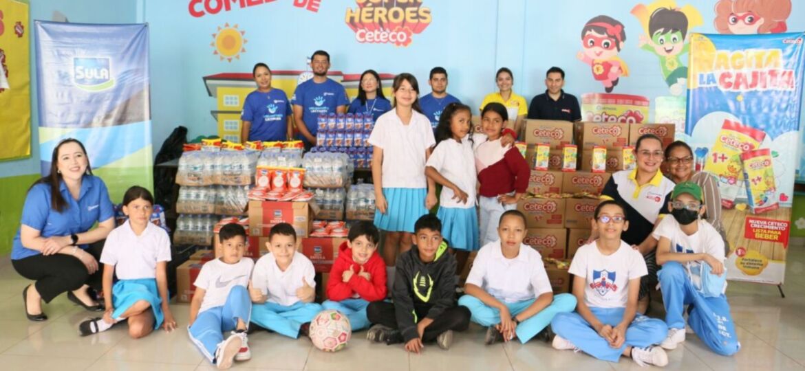 LACTHOSA entregó más de cinco mil meriendas escolares al comedor infantil de la escuela 21 de Octubre de Tegucigalpa
