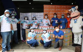 Sula, CAHLE y Tetra Pak donan 100,000 vasos de leche